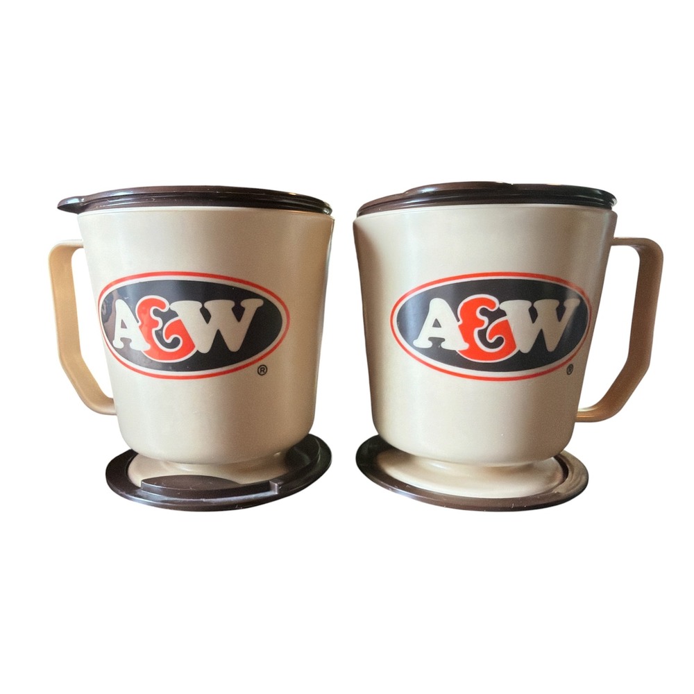 Vintage A&W Port-a-Mug Set of 2 Plastic Travel Mugs with Dash Mount Bases Lids